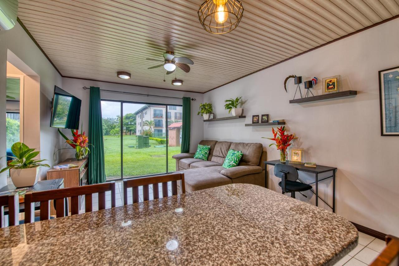 Golden Getaway Apartments Либерия Екстериор снимка